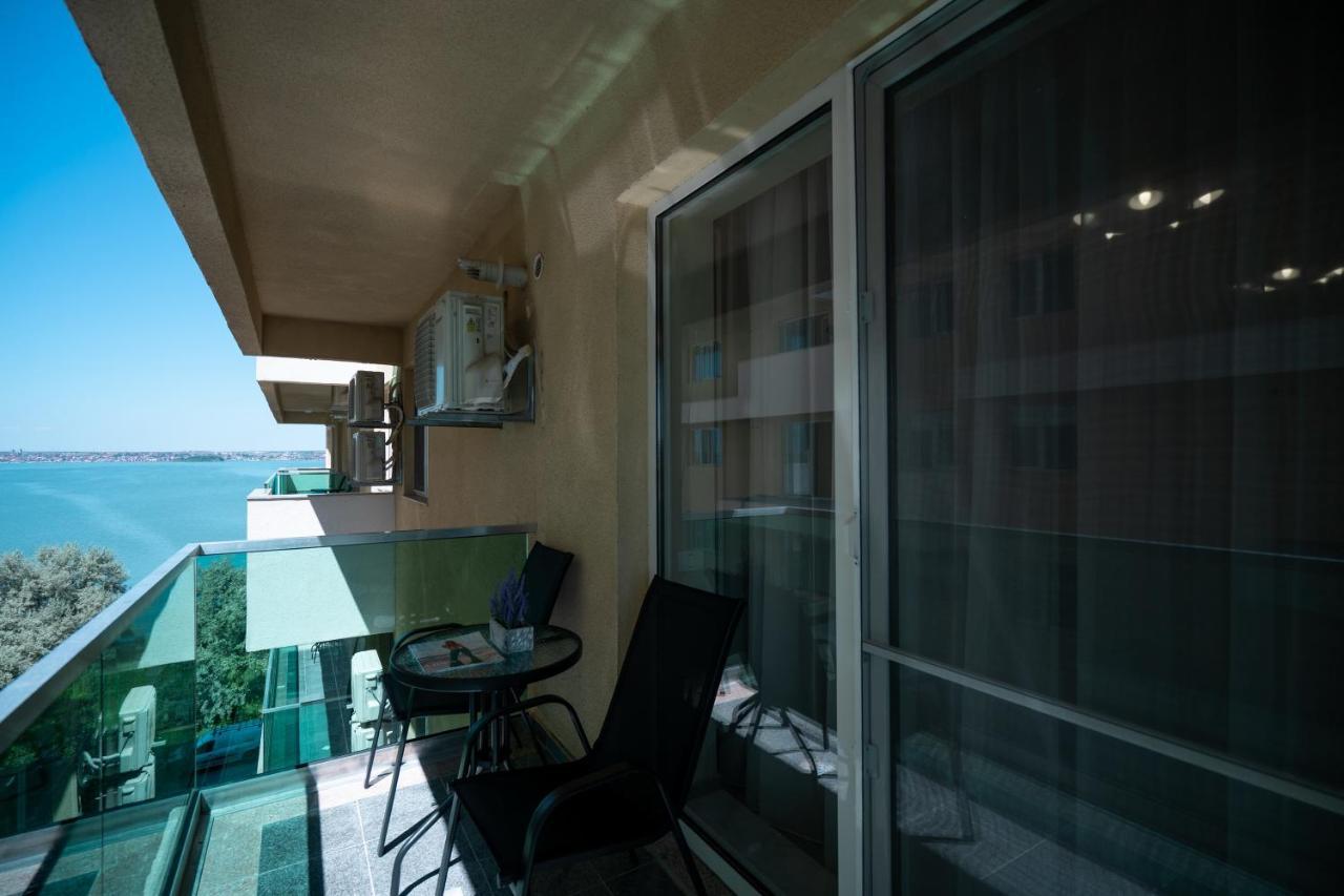 Moonlight Mamaia Apartments Экстерьер фото